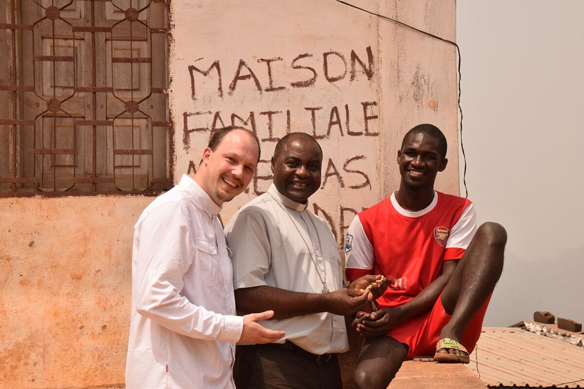 Johannes Laichner beim Projektbesuch in Kamerun