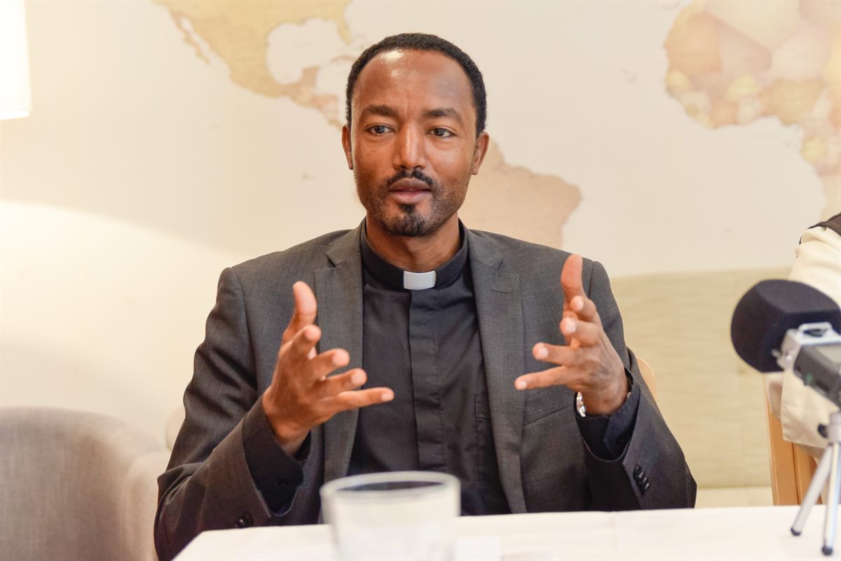 Petros Berga, Missio-Gast zum Weltmissions-Sonntag, katholischer Priester aus Äthiopien