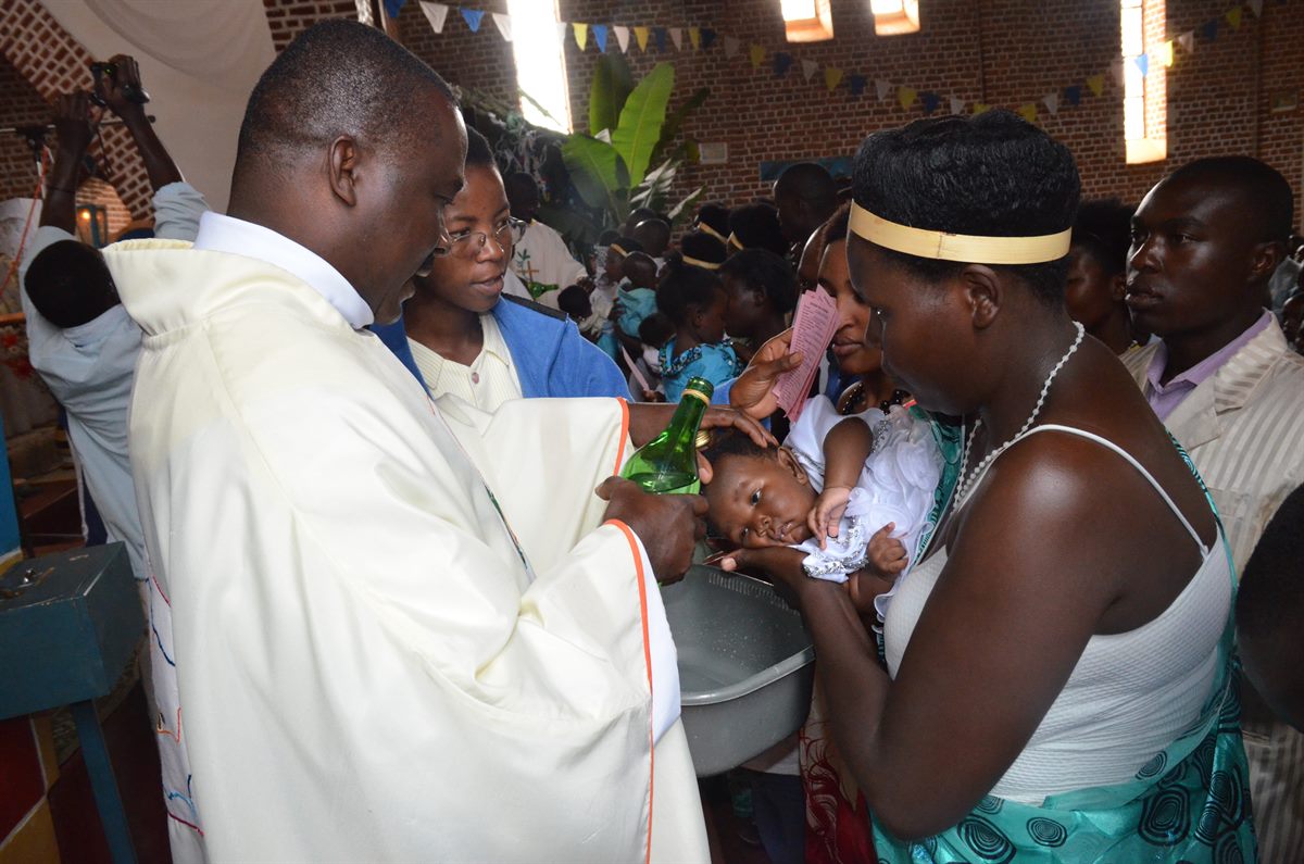 Taufe in Ruanda