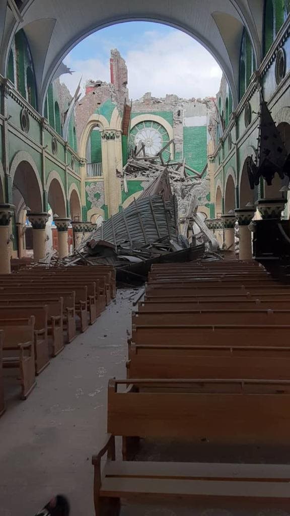 Erdbeben 2021: Zerstörung von Kirchen und Häusern der Menschen
