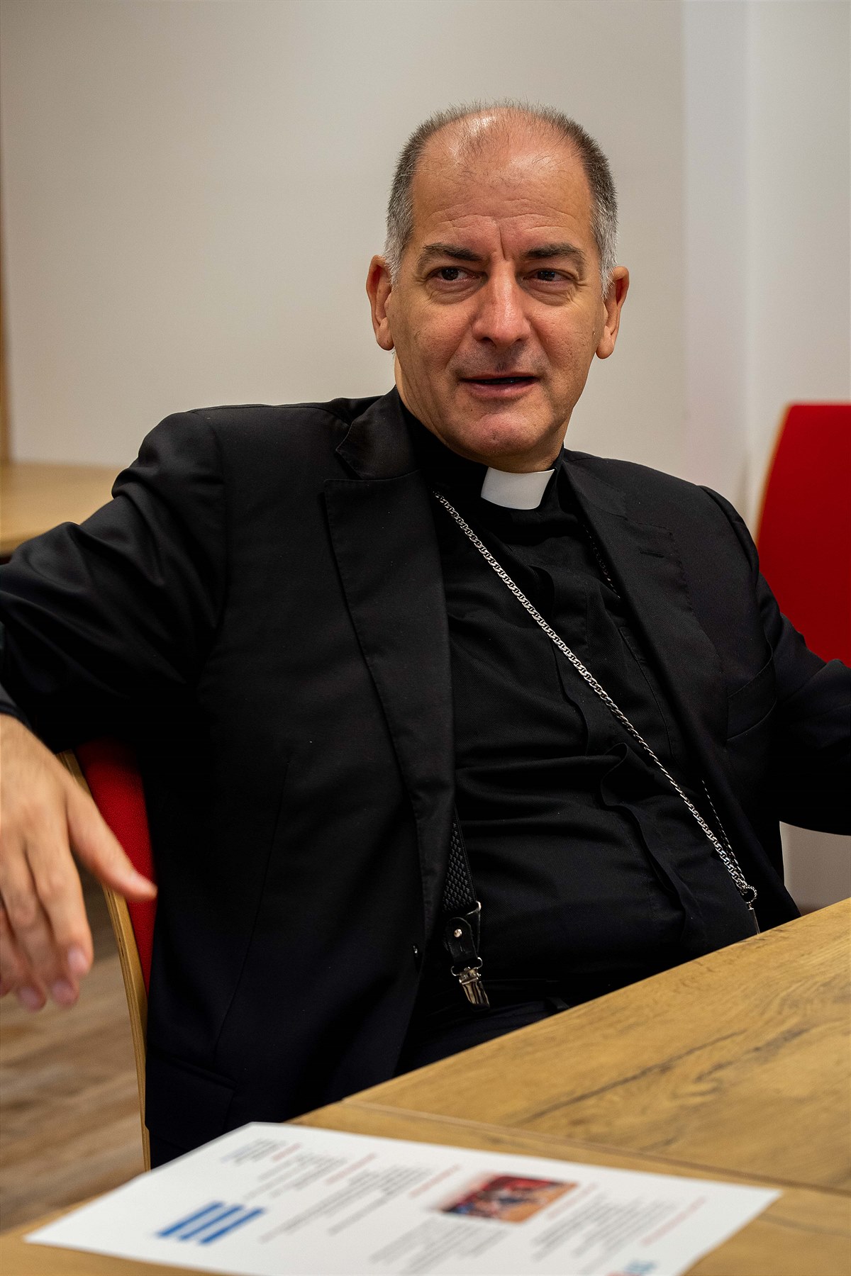 Der Präsident der Päpstlichen Missionswerke Erzbischof Giovanni Pietro Dal Toso beim Arbeitsgespräch mit Missio Österreich