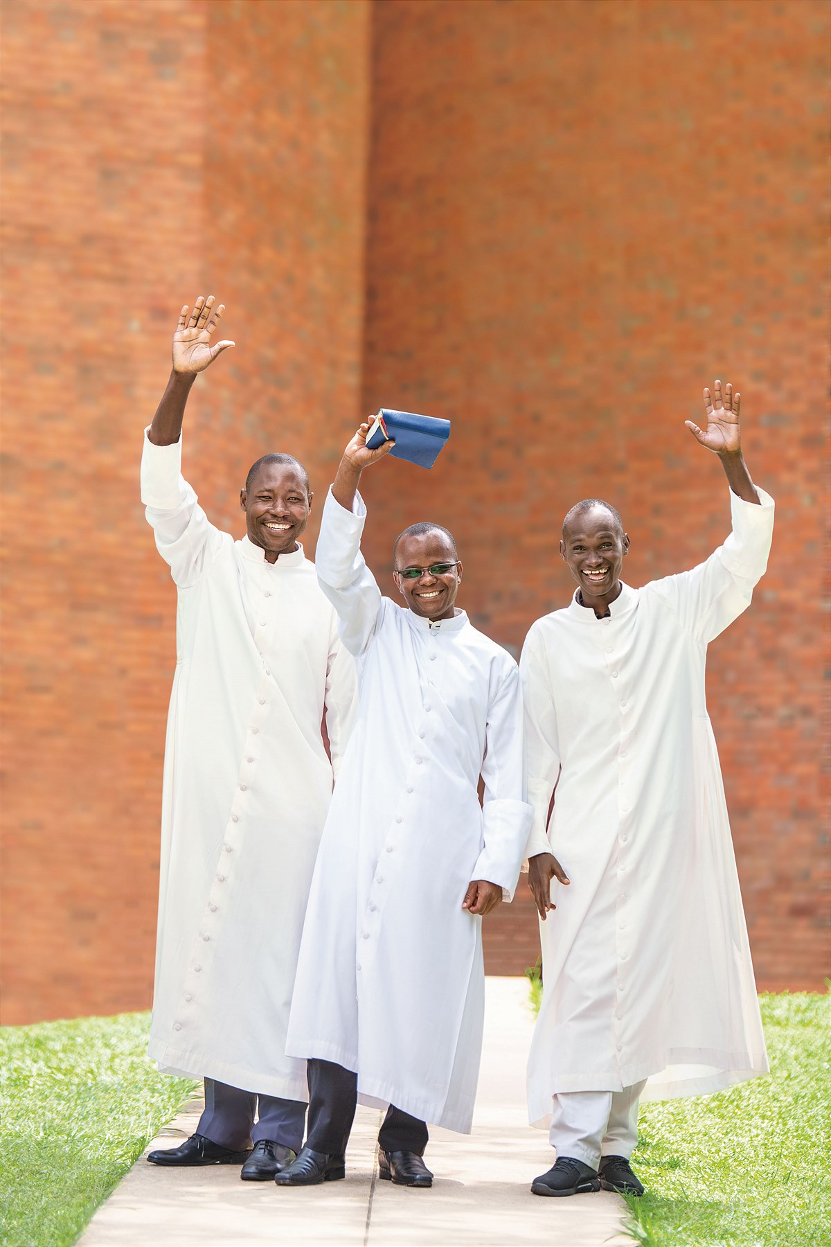 Priesterstudenten aus Uganda