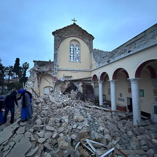 Eingestürzte Kirche in der türkischen Stadt Iskenderun.