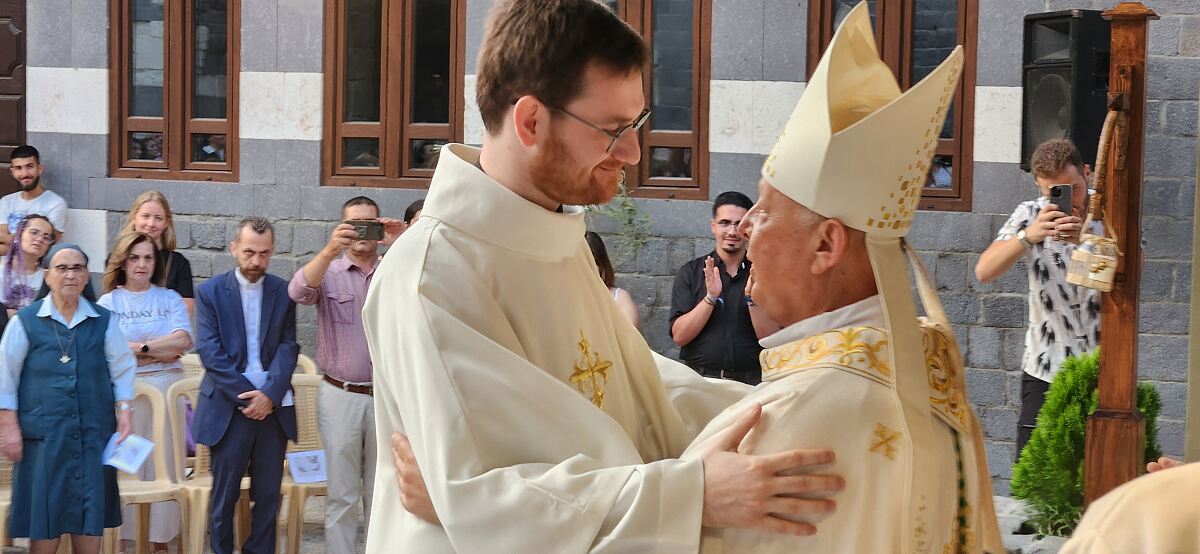 Missio-Projektpartner Gerry Baumgartner zum Diakon in Homs geweiht