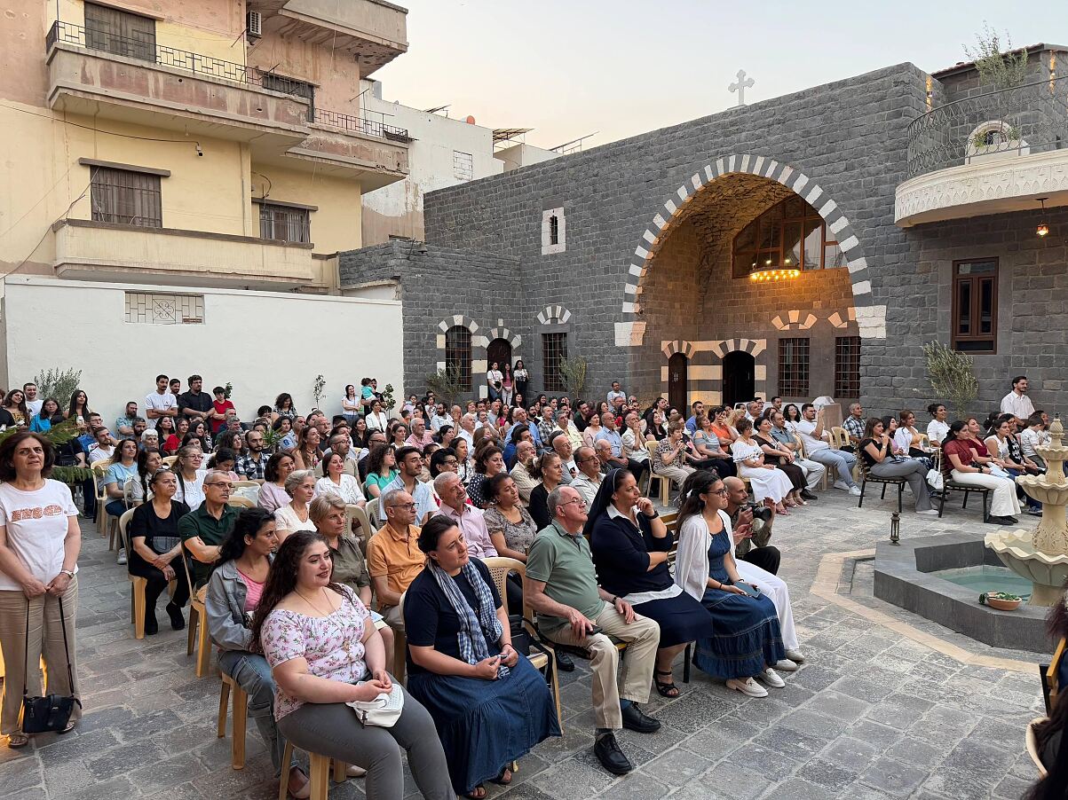 Missio-Projektpartner Gerry Baumgartner zum Diakon in Homs geweiht