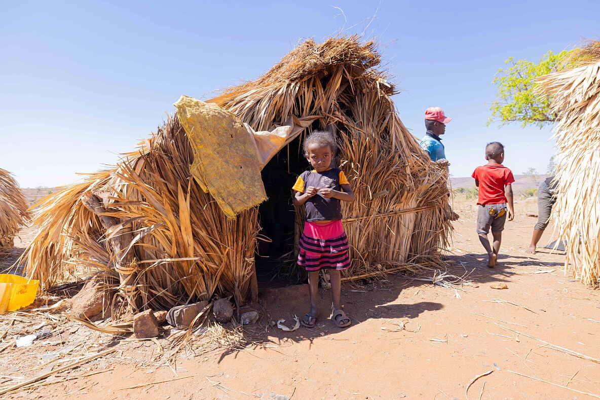Die Summe der Versteigunerung kommt den Mica-Kindern auf Madagaskar zugute